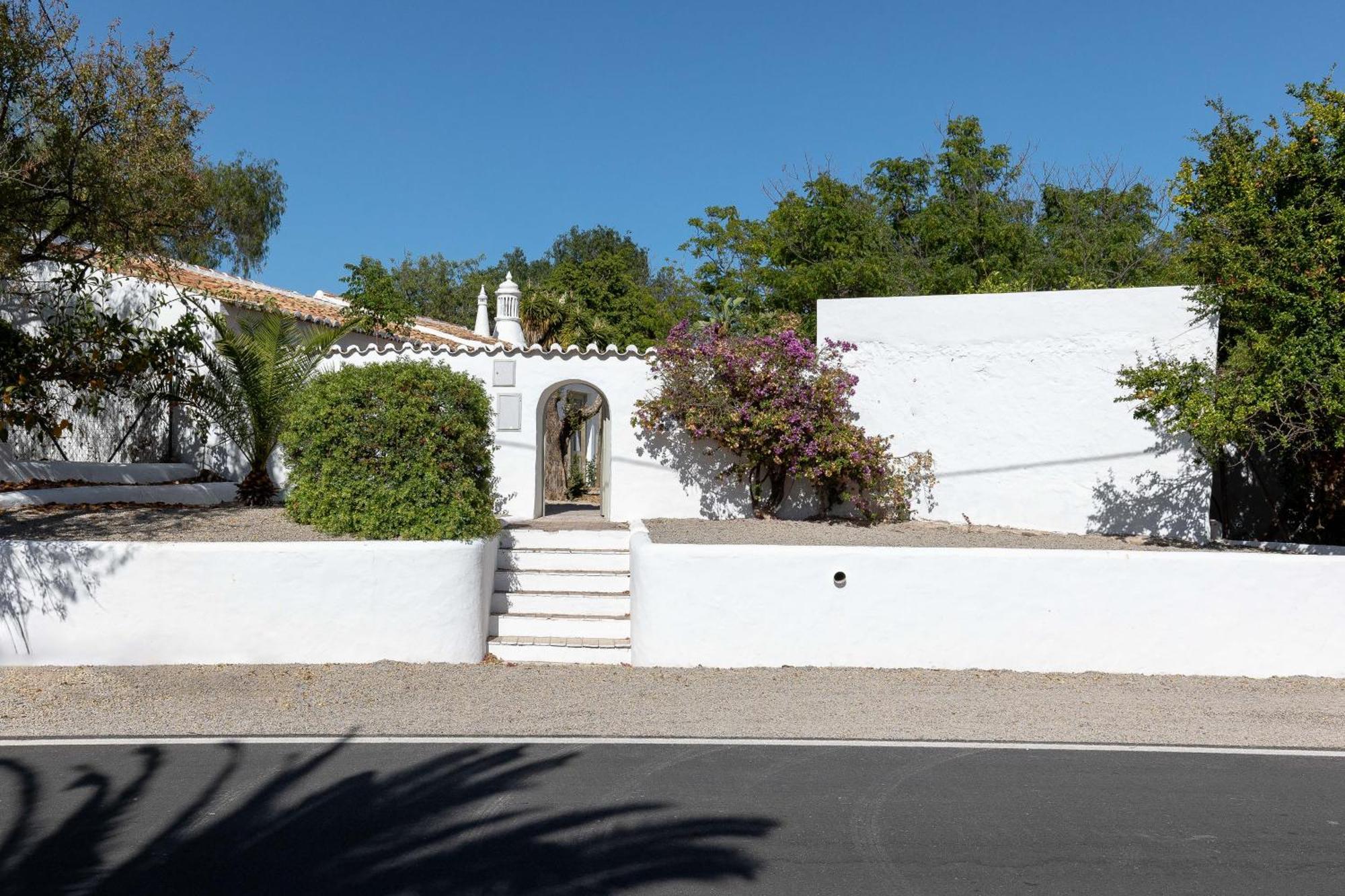 Amago Guesthouse Santa Bárbara de Nexe Dış mekan fotoğraf