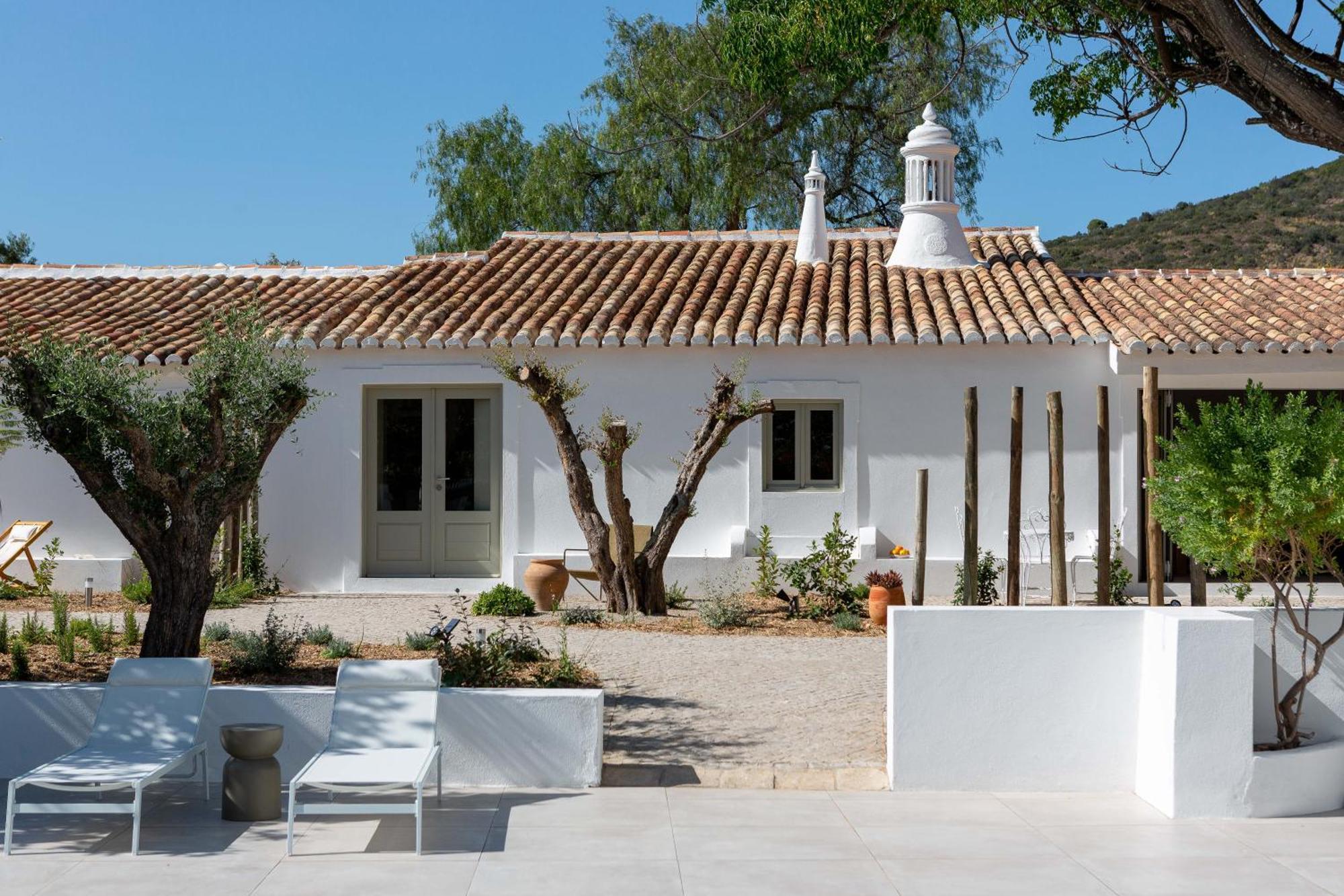 Amago Guesthouse Santa Bárbara de Nexe Dış mekan fotoğraf